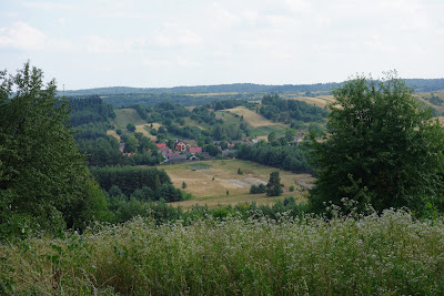 Sochy. Zabudowa wypełniająca dno suchej doliny