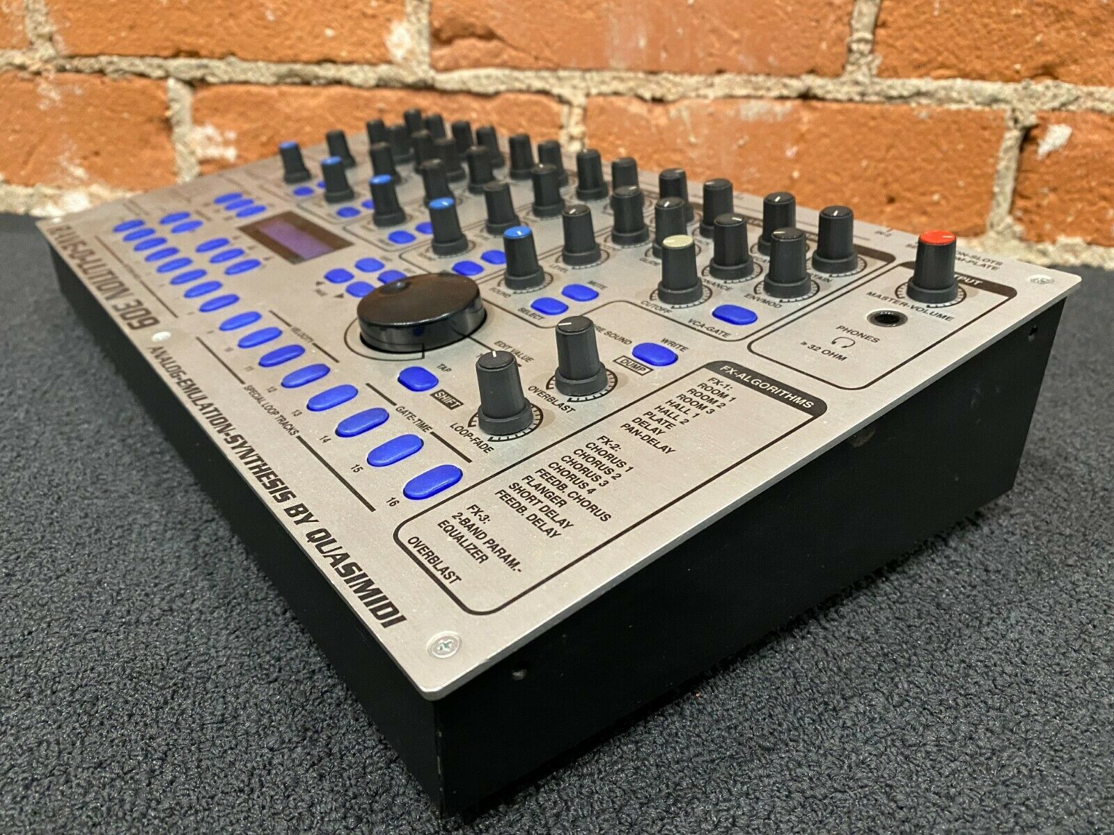 MATRIXSYNTH Quasimidi RaveOLution 309 Sequencer Synthesizer