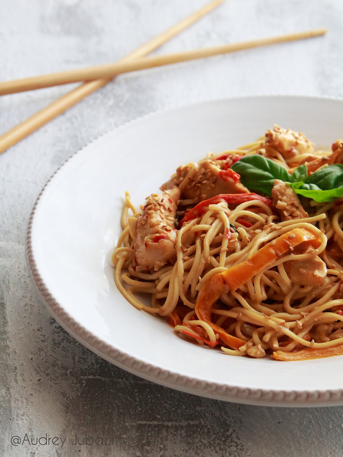 Poulet Et Nouilles Chinoises Au Lait De Coco Petit Bec Gourmand
