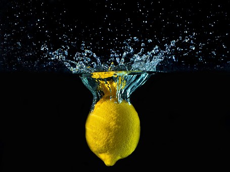 Here's Why Freezing Lemons Is One Of The Best Things You Can Do For Your Health
