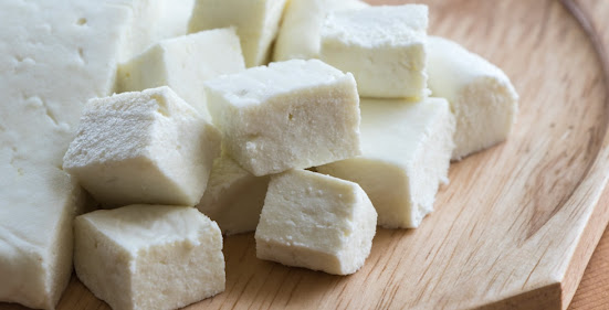 प्रेगनेंसी के दौरान पनीर खाना | Eating cheese during pregnancy