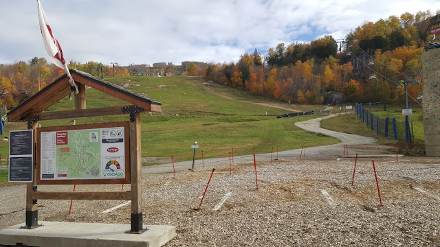 Point de départ des randonnées pour le mont Tremblant
