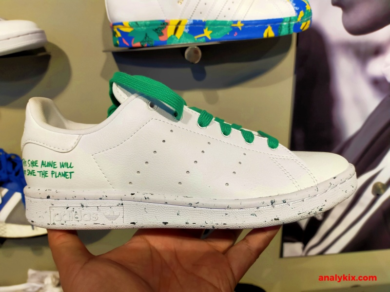 Arne prijs Vochtig adidas Stan Smith "Clean Classics"