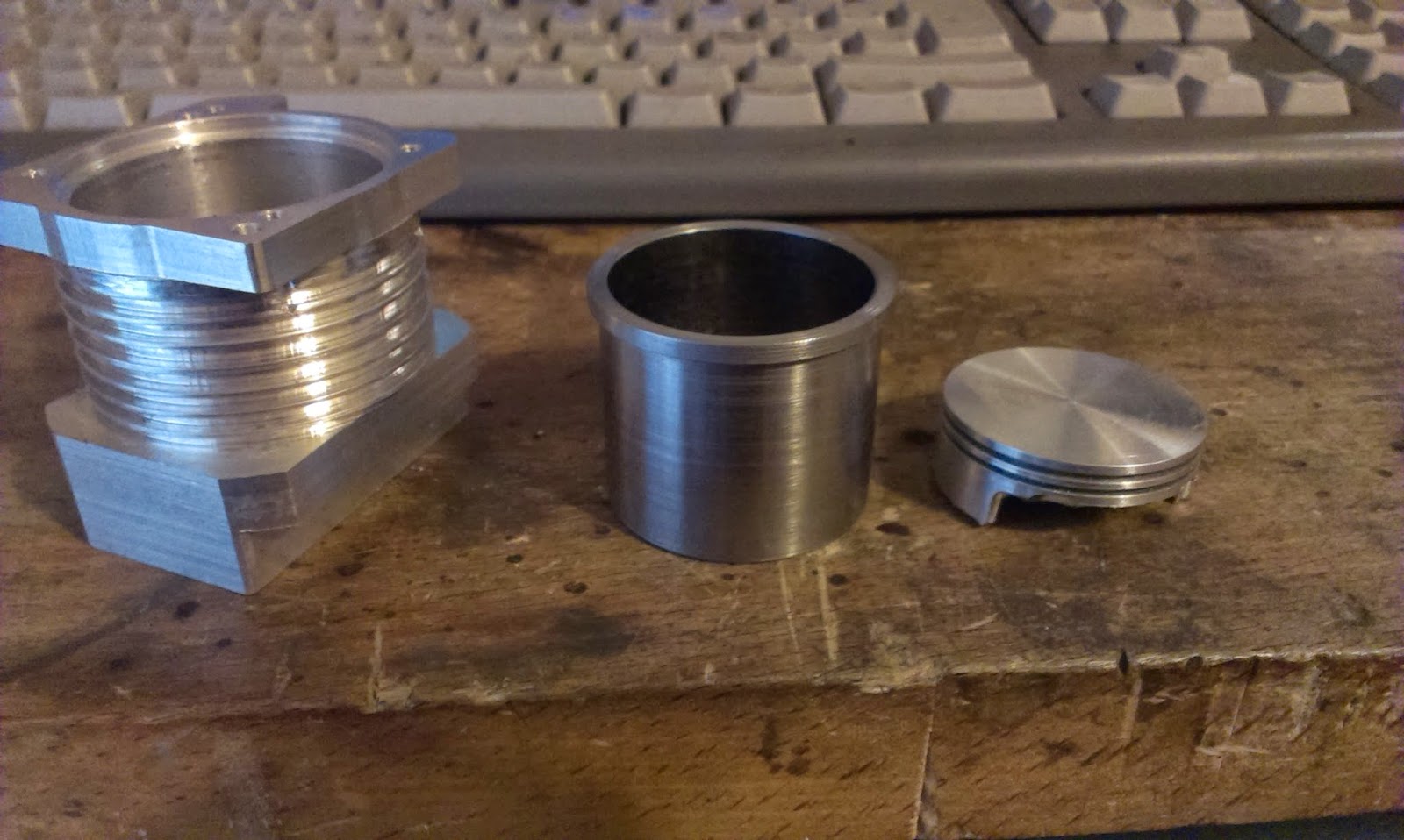 BerniModels Piston machining and con rod assy