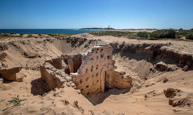 Roman baths emerge from sand dunes of southern Spain