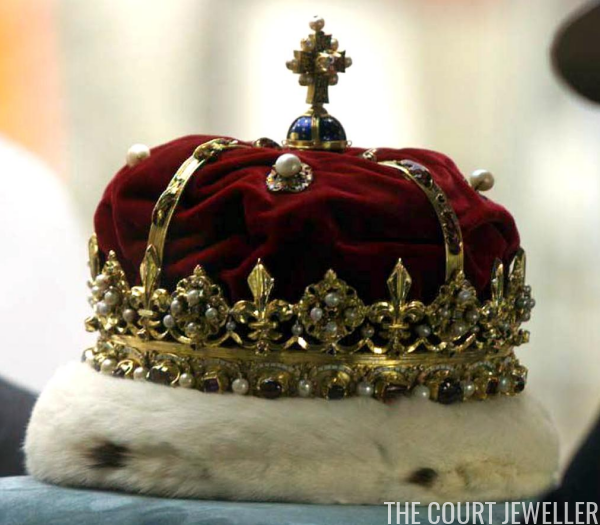 Jewels in Motion The Crown of Scotland The Court Jeweller