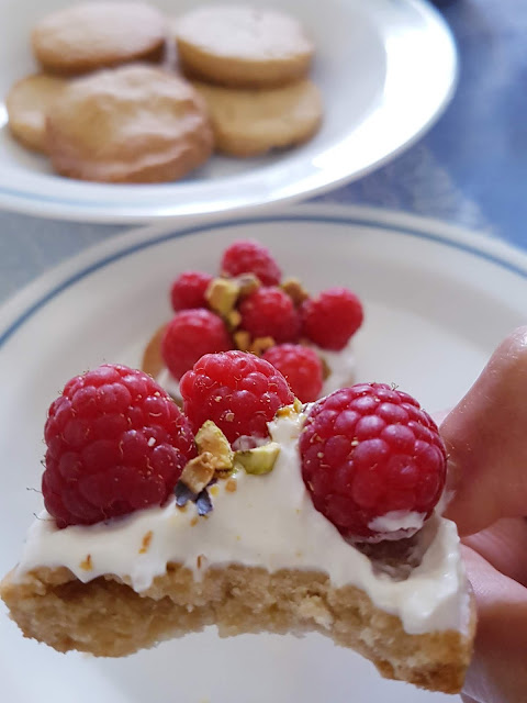 Mini tartelettes sablées aux framboises;Mini tartelettes sablées aux framboises