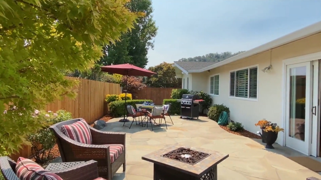 Tour 30 Brentwood Dr, San Rafael, CA vs. 19 Interior Design Photos