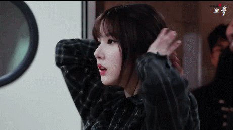 은근 남자들이 환장한다는 여자 행동.gif | 인스티즈