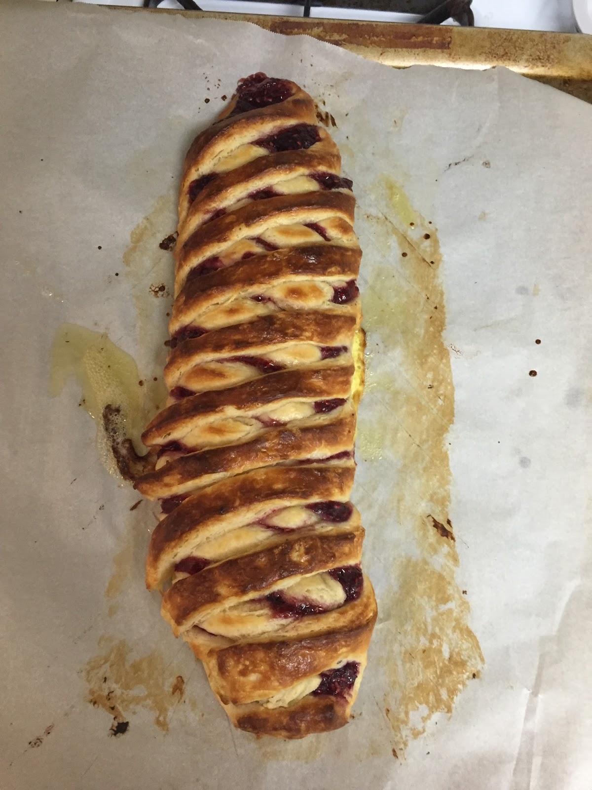 Courtney's Recipes: Iced Raspberry Danish Braids