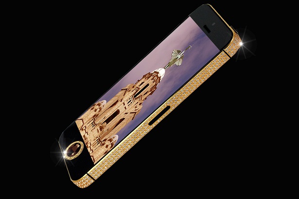 Stuart Hughes’ Black Diamond iPhone 5 Stuart Hughes’ Black Diamond iPhone 5