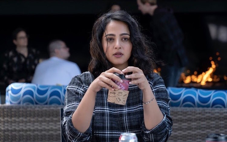 Bollywood News &amp; Lifestyle | Fashion &amp; Updates | Celebrity Gossip | Movie Reviews | SKAMBOYS: Anushka Shetty by sharing a heartfelt message asked people to &#39;seek positivity&#39; in these tough times - see post