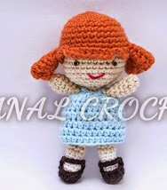 http://amigurumilacion.blogspot.com.es/2015/01/muneca-amigurumi-patron-libre.html