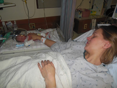 Being a NICU Mom: My Story  -- What's it like to have a preemie in the NICU?  {posted @ Unremarkable Files}