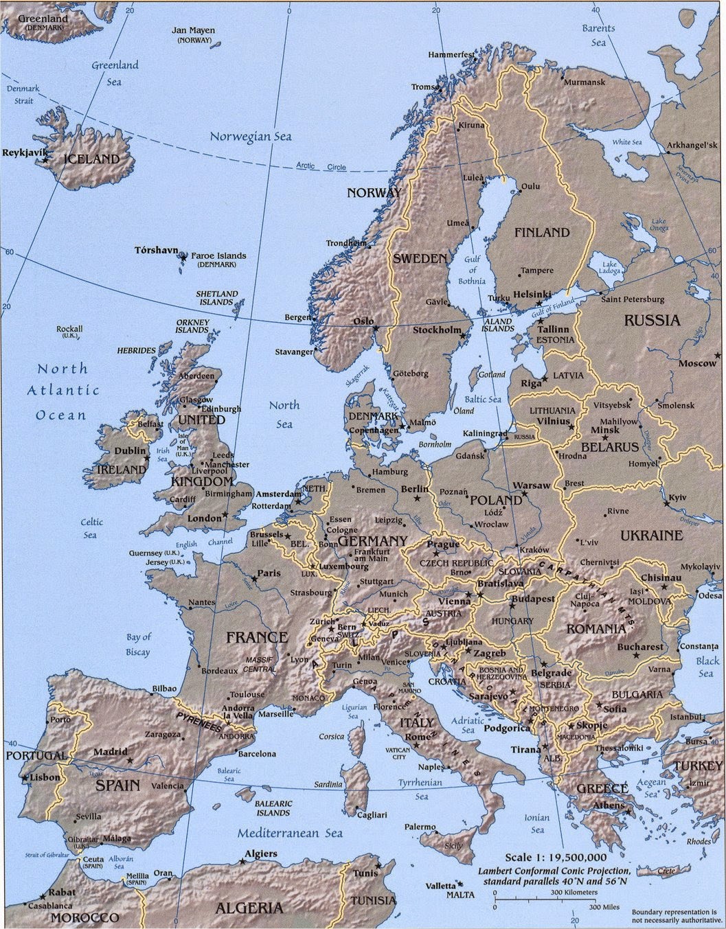 GAMLA POSTHUSET: Europakarta med huvudstäder