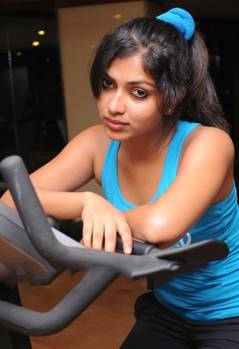 Actress Amala Paul Hot Gym Workout Photos