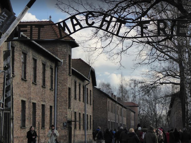 l'ingresso di Auschwitz