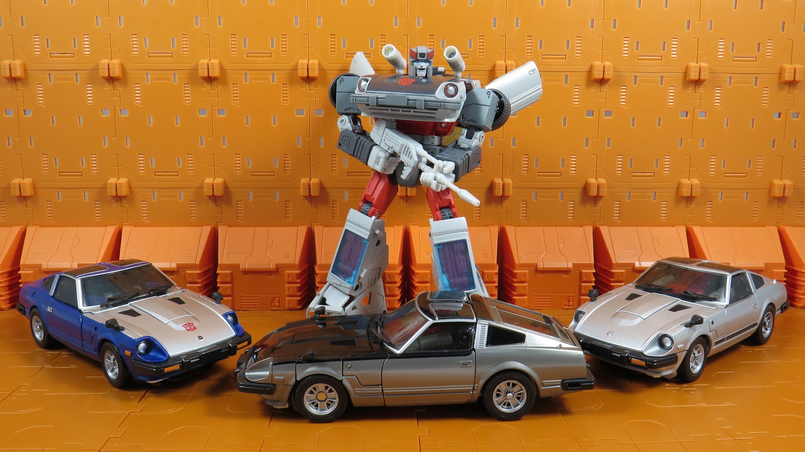 Transformers Masterpiece MP18 Blue Streak Nissan Fairlady Action Figures Car Toy 