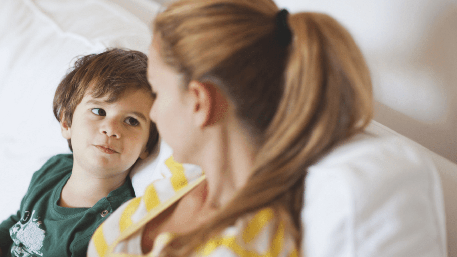 Милосердие к старикам. Сын просит помощи. Сын просит помощи. Воспитание ребенка. Разговор с ребенком.