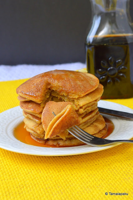 Eggless Pumpkin Spice Pancakes