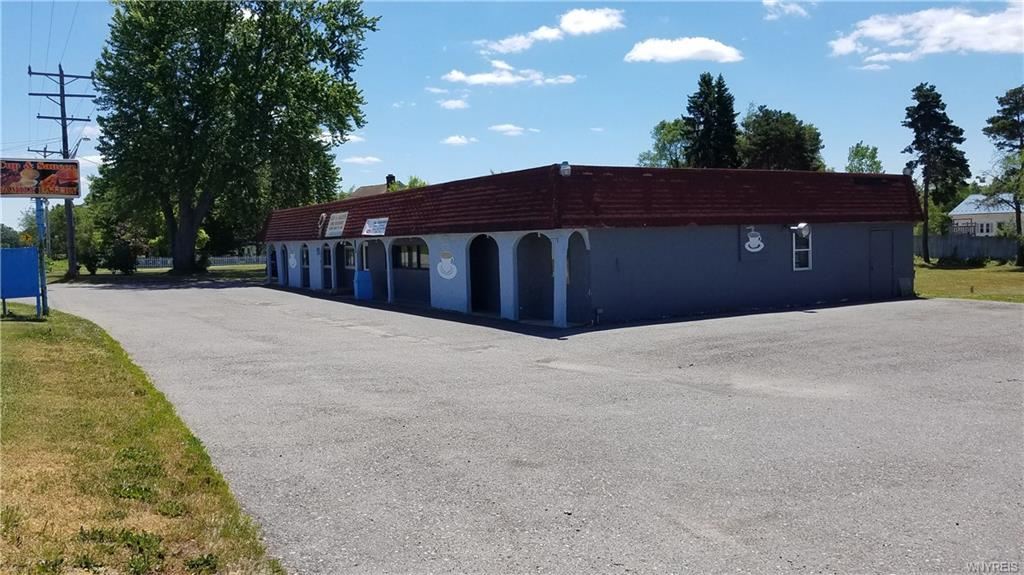 LIFE AND TIMES IN GASPORT, NEW YORK The history of the restaurant