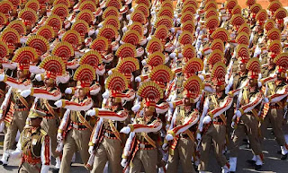 Rajnath Singh conferred best marching troop trophy -2021 to Delhi Police