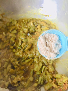 gawaar-phali-(cluster-beans)-ki-sabzi-recipe-step-3(11)