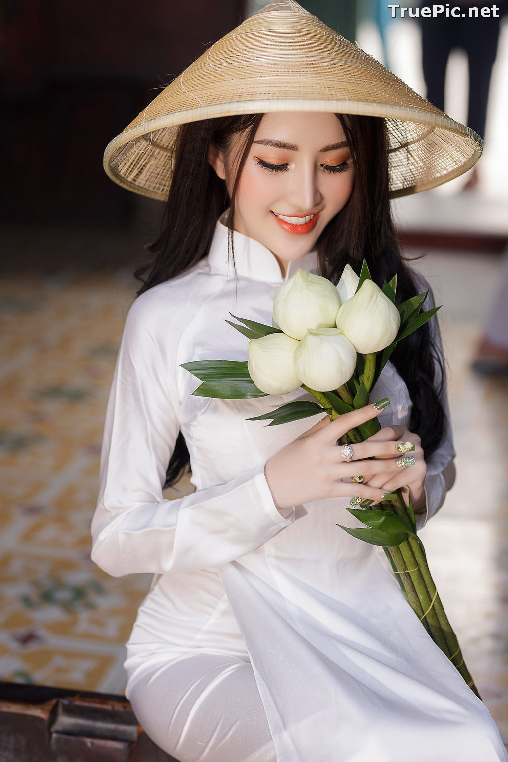 Image The Beauty of Vietnamese Girls with Traditional Dress (Ao Dai) #2 - TruePic.net - Picture-31