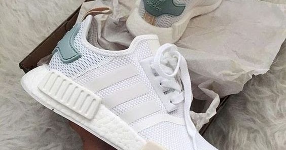 Wmns NMD_R1 'Tactile Green'