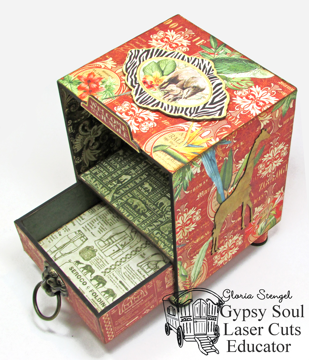 Scraps of Life Safari Adventure Mini Album Display Case