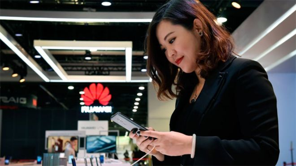  Washington, News, World, Technology, Business, Huawei smartphone sales hit amid US curbs