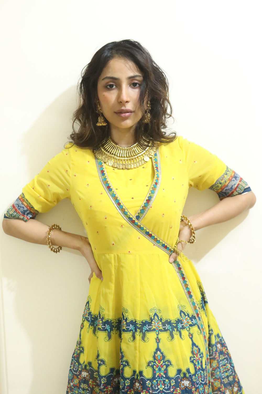  Actress Kapilakshi Malhotra     Glam Photoshoot 