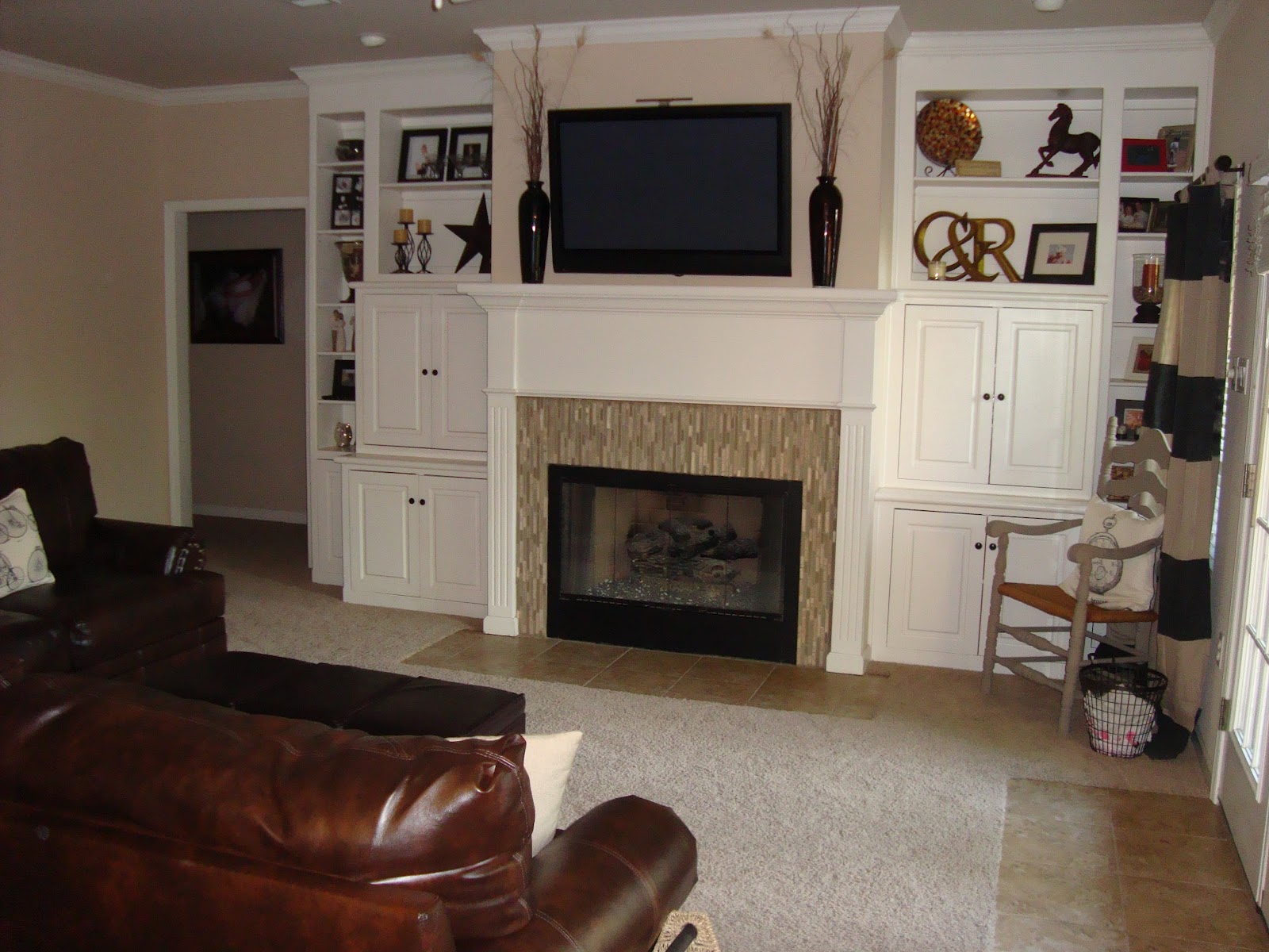 Home Sweet Home: Show Us Where You Live: Living Rooms