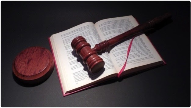 Peran Perancang Peraturan Perundang Undangan Dalam Pengawalan Norma