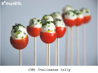 Cherry tomaten, mozzarella en olijf tapenade Cherry tomaten, mozzarella en olijf tapenade