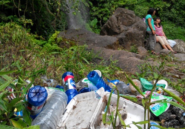 curug-semirang-sampah