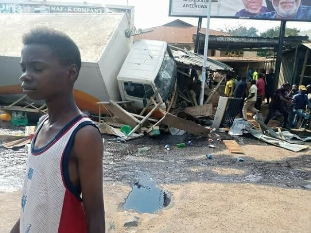 Gist: Pregnant woman and her two kids burnt to death in a tanker accident in Ondo