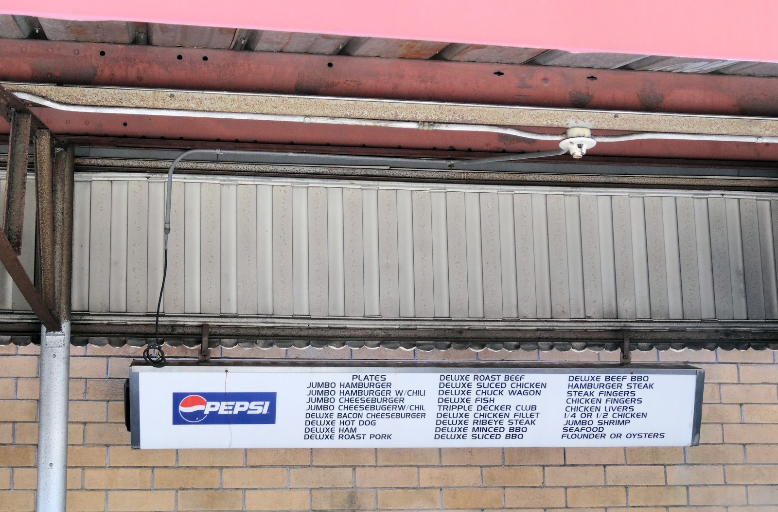 Femme au foyer The tale of a Clock DriveIn