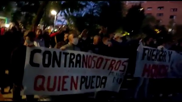 Siete años de cárcel para tres jóvenes marroquíes por agredir a dos neonazis armados que "buscaban menas" en Madrid Siete años de cárcel para tres jóvenes marroquíes por agredir a dos neonazis armados que "buscaban menas" en Madrid