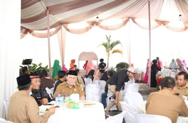 Bupati dan DPRK Aceh Tengah Dinilai Langgar Protap Kesehatan Covid-19 Juni 23, 2020