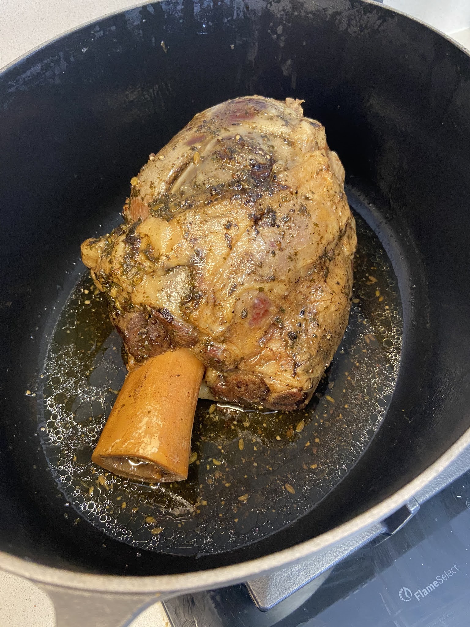 Jarret de vedella sencer a baixa temperatura