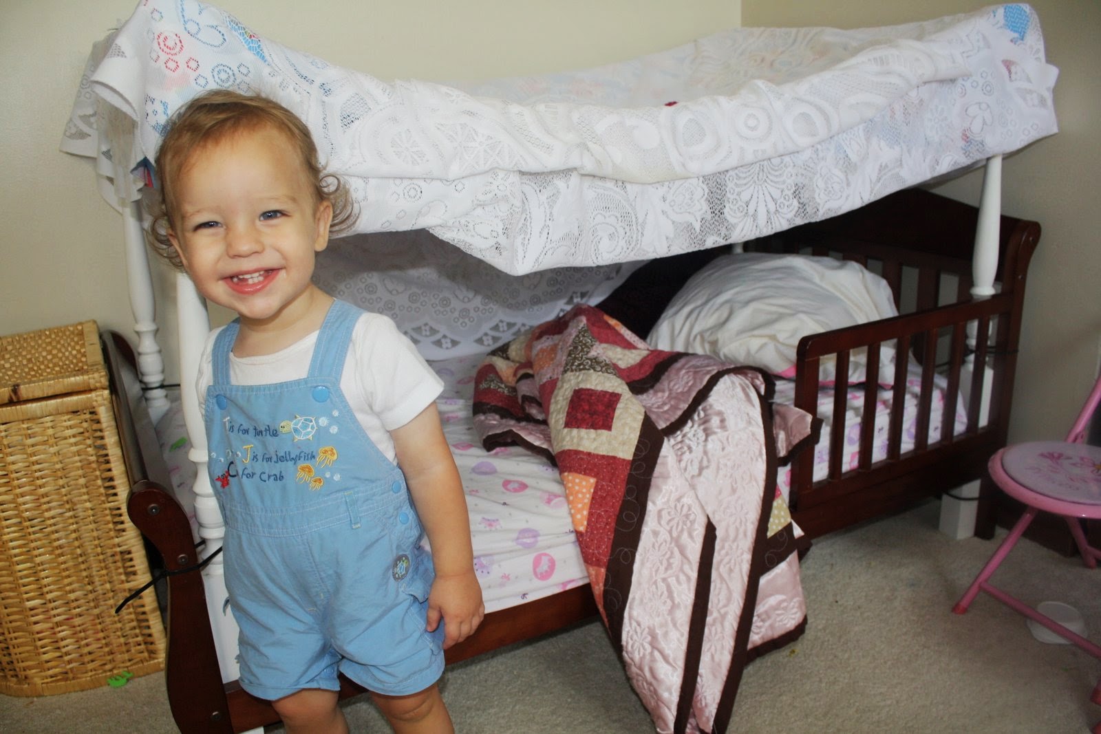 bon's bonbons Lydia's Fancy Nancy Bed