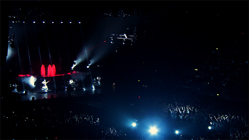 BABYMETAL teleporting at Wembley