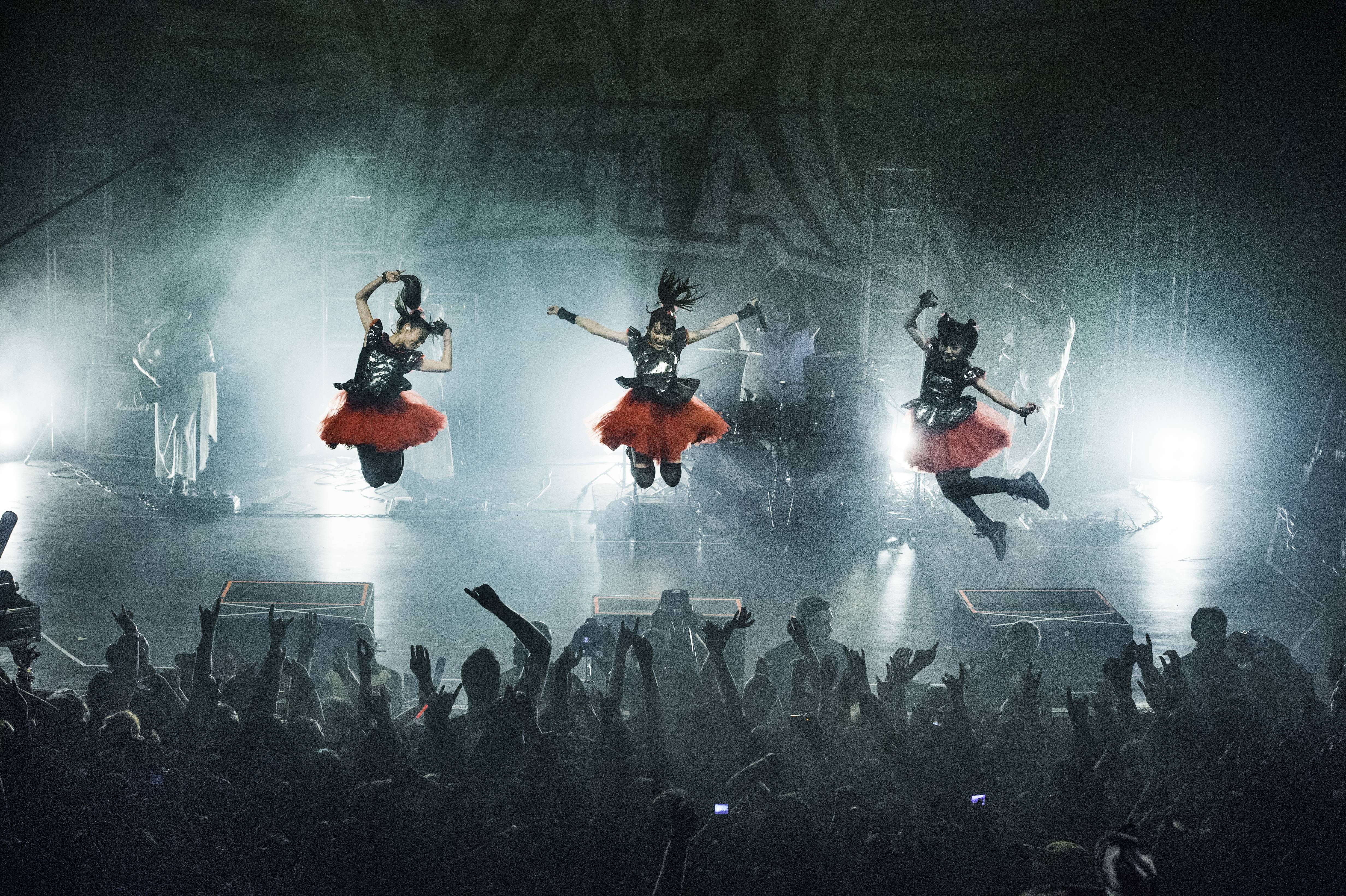 BABYMETAL completing a show