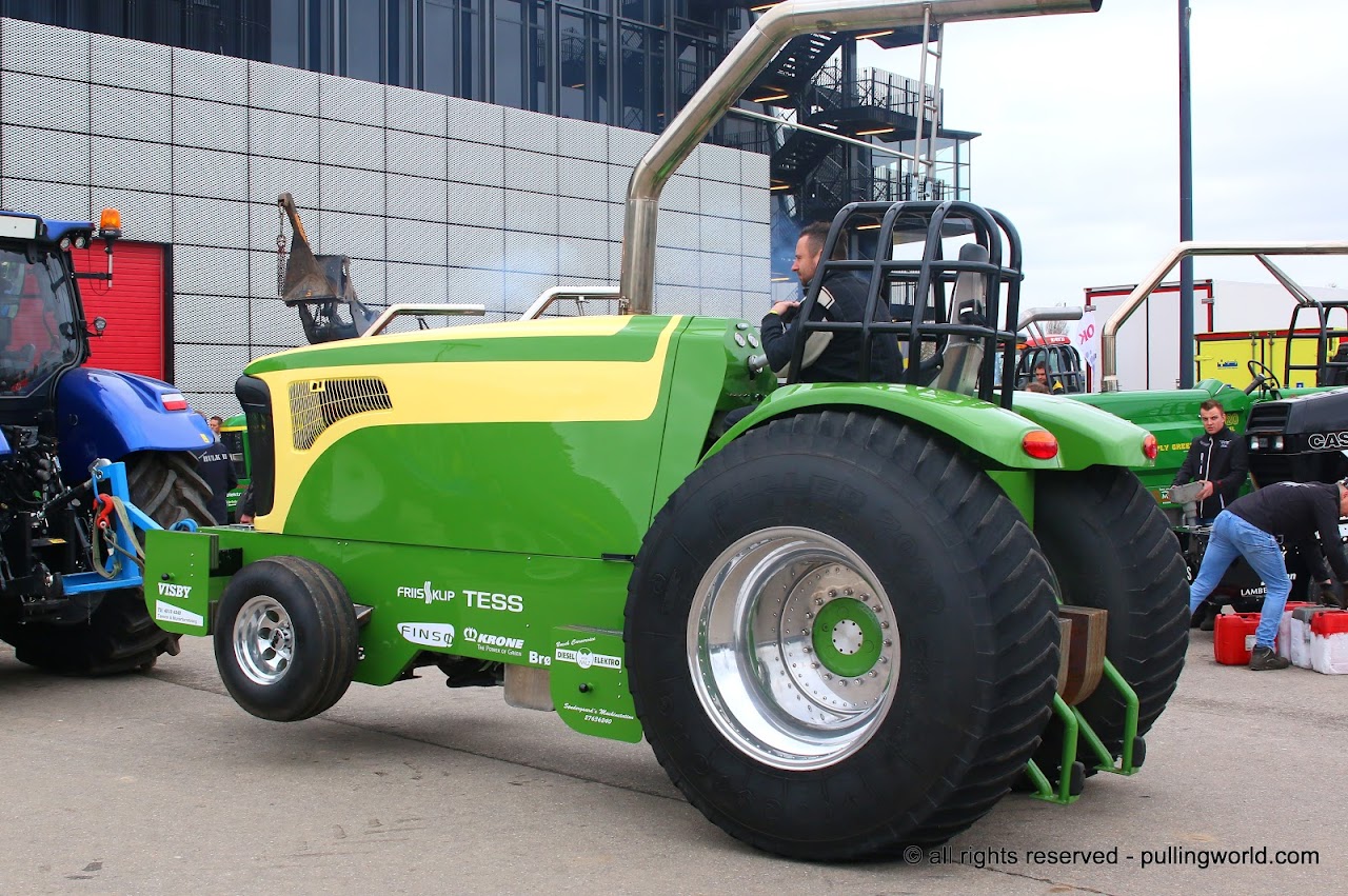 Pulling Tractors For Sale >> Tractor Pulling News Pullingworld Com Pulling Tractors For Sale >> Tractor Pulling News Pullingworld Com