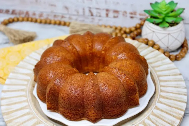 Lemon Pound Cake