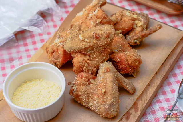 Garlic Parmesan Fried Chicken Wings Recipe