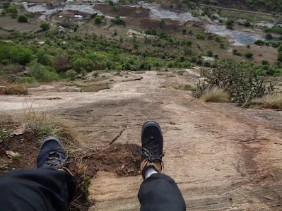 The steep vertical rock face of kabbaladurga always shakes up any hiker