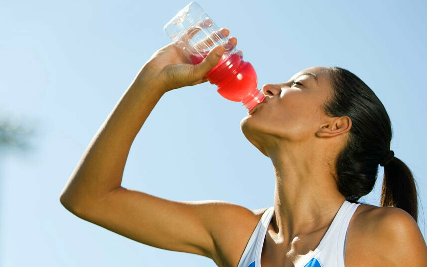 Women Drinking post workout drink | The Fittest Blogger