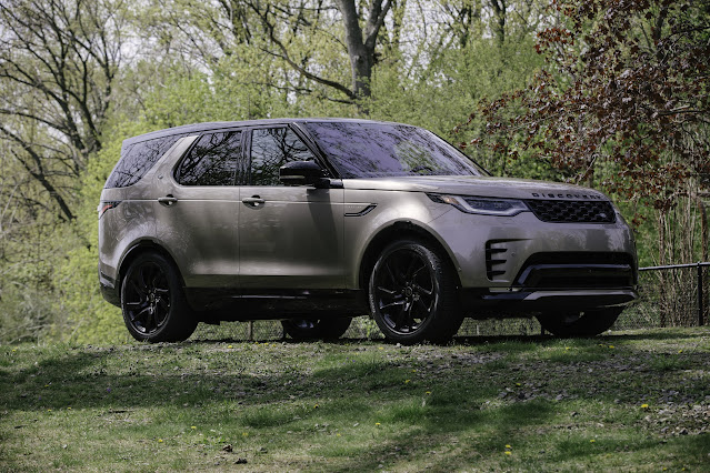 2023 Land Rover Discovery Review